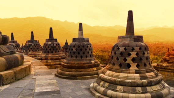 Candi Borobudur: Permata Warisan Dunia dan Tren Tour Mewah Dunia